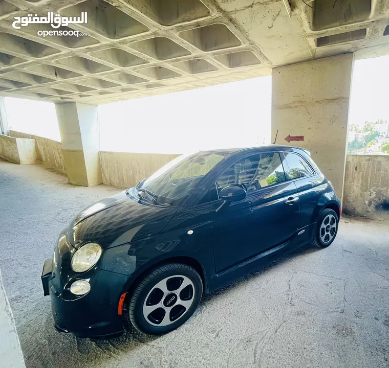 فيات 500e كهرباء 2017 للبيع – ممشى قليل – بحالة ممتازة