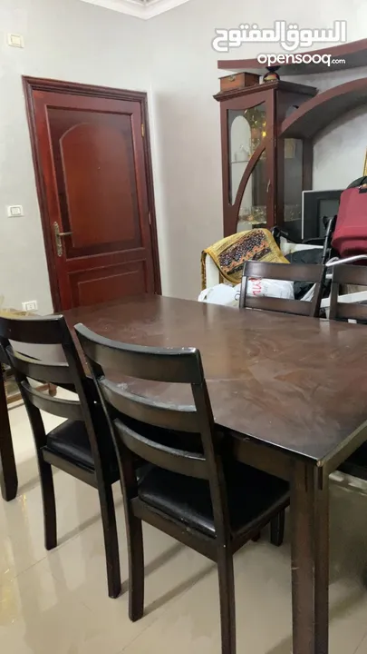 طقم سفرة اربع كراسي للبيع  السعر 50 دينار