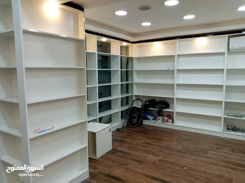 نجار متنقل معلم بأعمال النجارة الخشبية تفصيل تصميم صيانة بأفضل الأسعار في الاردن