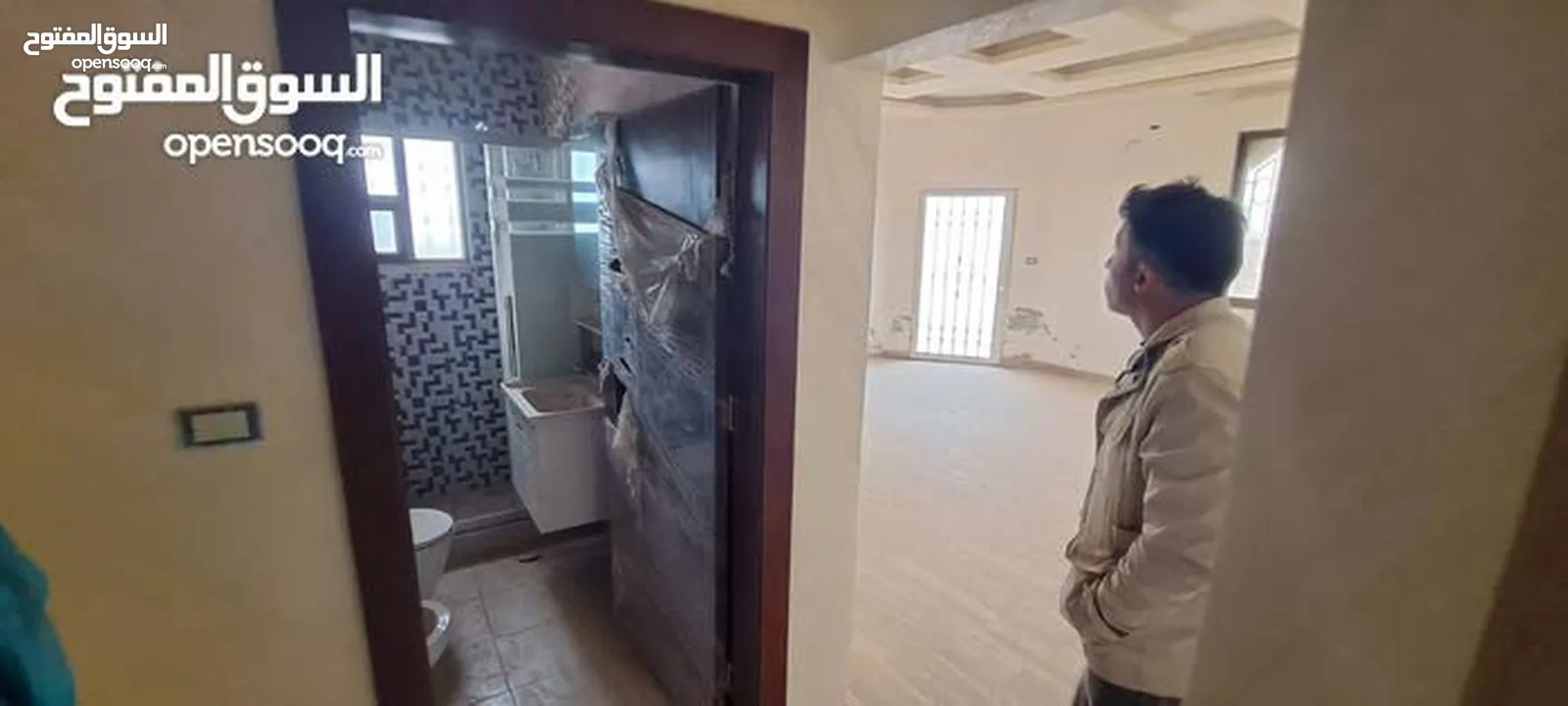 فيلا للبيع في شارع المطار جديده