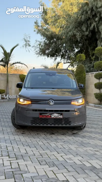 فولكس فاجن كادي ترخيص 2022/ركاب 6+1 محرك 2000 ديزل  جير اوتاوماتيك 122 حصان