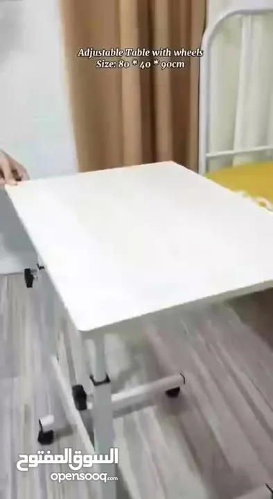 وفرنالك مكتب طلابي عملي ومتنقل بترتيب عصري!   سطح واسع بيساع لابتوب + كتب + أدوات مدرسية