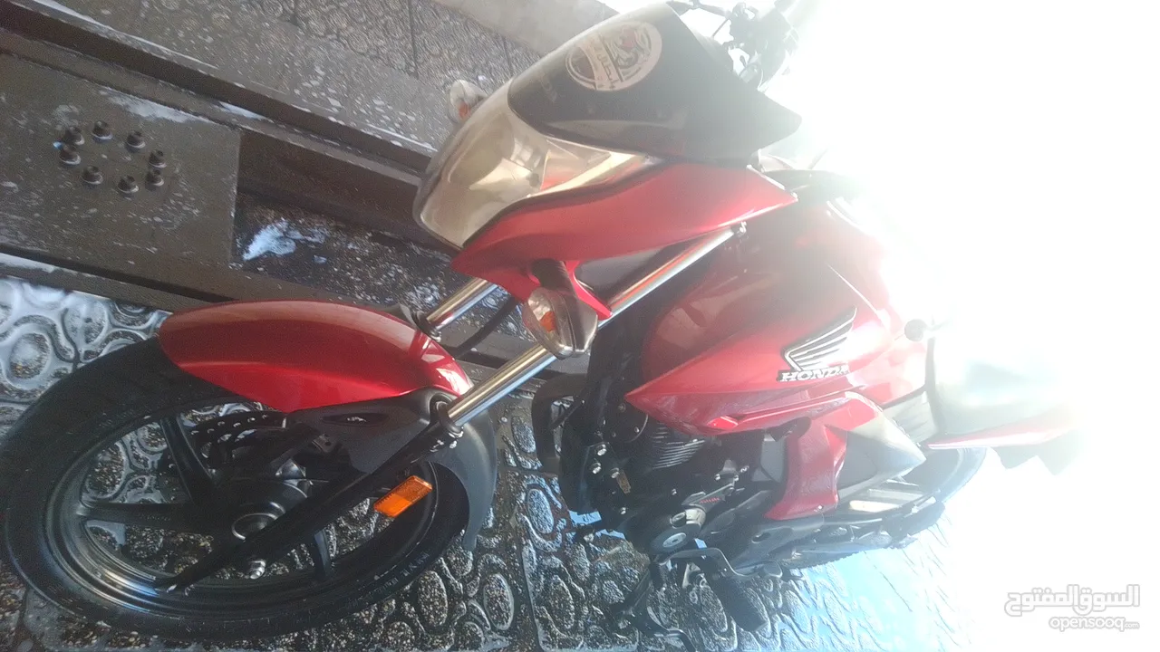 هوندا يونيكورن 163 cc