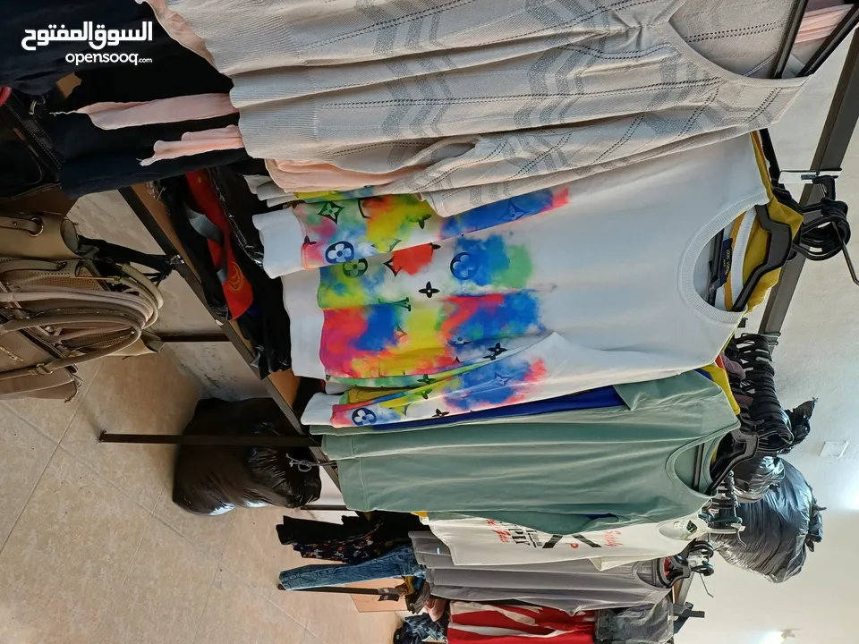 بضاعة محل البسه جديده صيفي شتوي قمصانبناطيلجينزبناتيولاديداخليبجاماتجاكيتات للبيع كامل