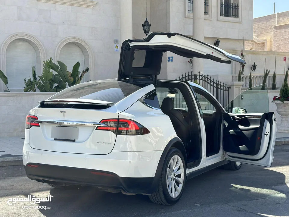 Tesla model x 2020 long range plus  بسعر مغري dual motor