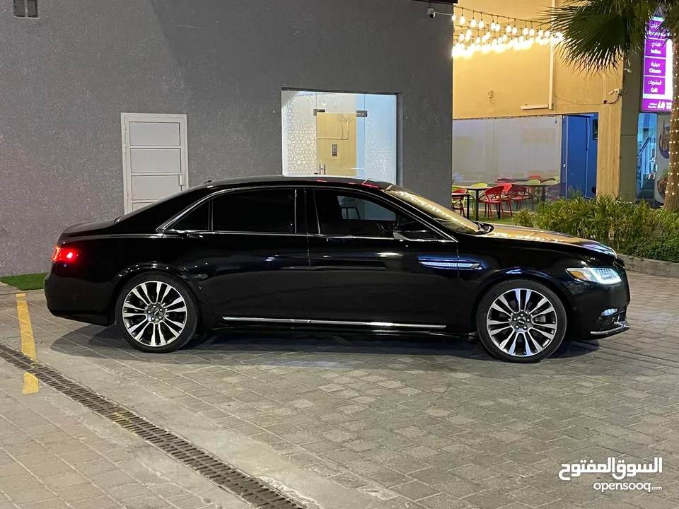 Lincoln continental model 2017