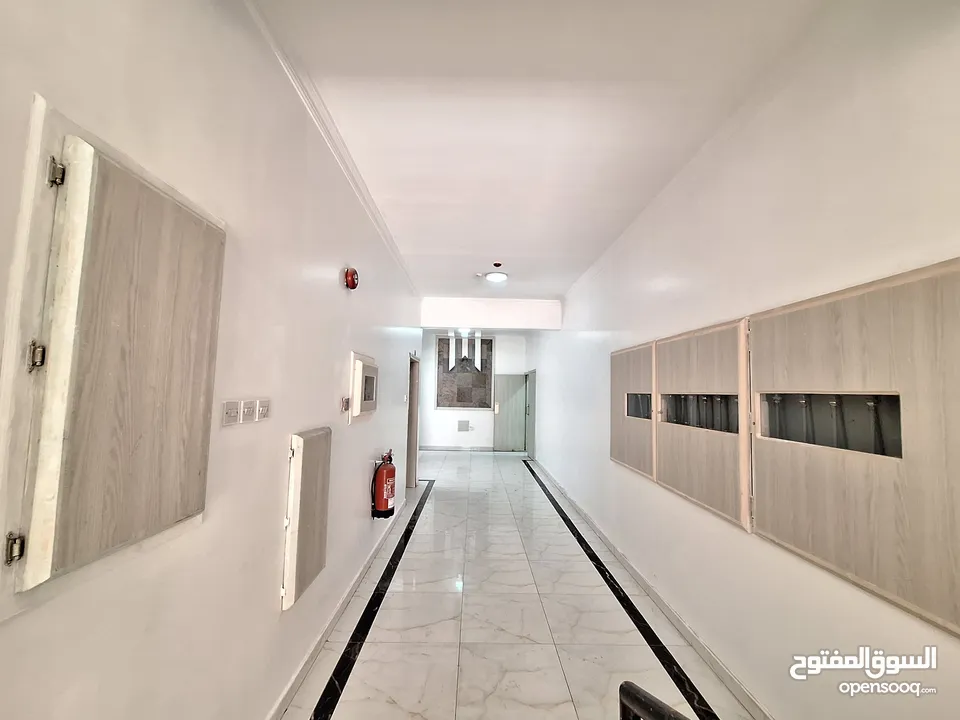 Special Offer!!!3 Bhk With 4 Bathroom Spacious Closed Kitchen With Ac