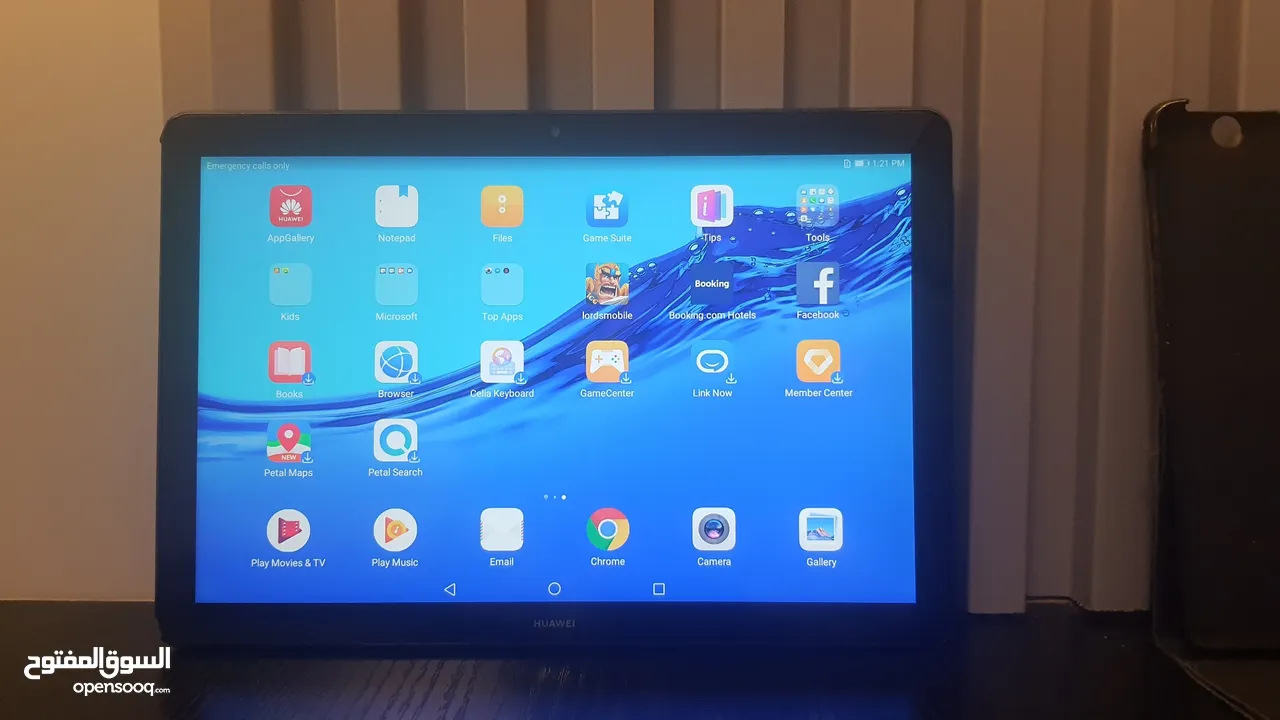 تابلت هواوي بخط   huawei T5 بحالة ممتازة 32 تخزين و 3 رام
