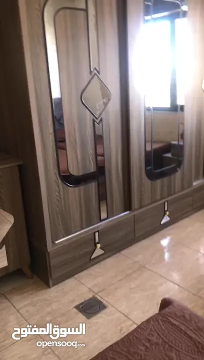 عفش بيت كامل للبيع بداعي السفر ، مستعمل بحالة الجديد ، بحالة ممتازة