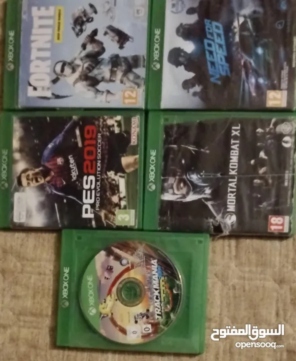 اكس بوكس ون بحالة ممتازة