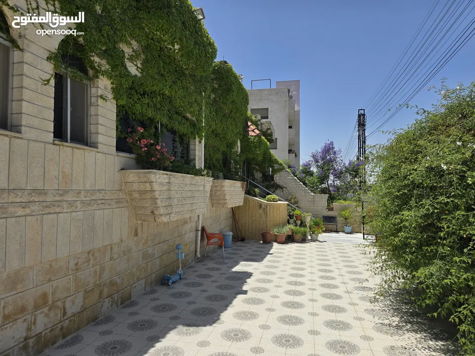 فيلا للبيع أو الاجار في منطقة الجندويل