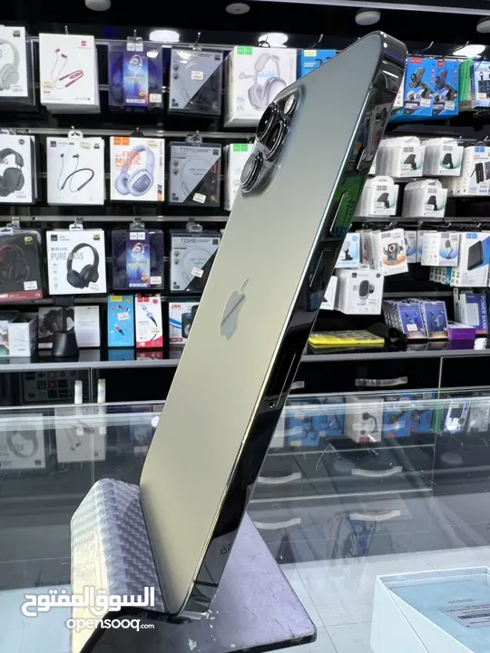 Used iPhone 12 Pro Max (128) GB  ايفون 12 برو ماكس مستعمل بحالة ممتازة  غير مفتوح او مصلح نهائيا ///