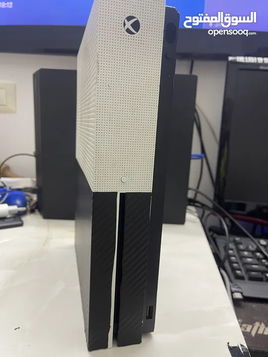 Xbox one s مع آيد