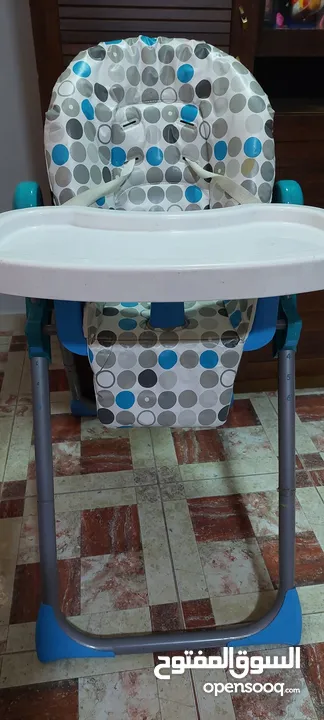 High chair for kids in excellent condition