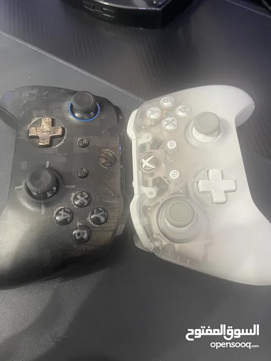 يدين تحكم Xbox إصدار Phantom White و PUBG بحالة ممتازة وسعر مغري