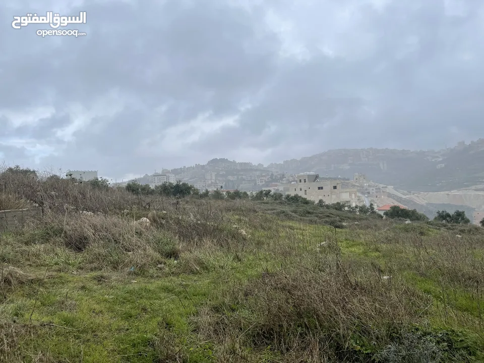 ارض 628 متر على شارعين تصلح ل اي نوع من البناء خلف براڤو بيت وزن