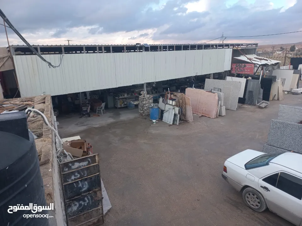 مصنع  رخام  للبيع مع مقصات وعدد كامل