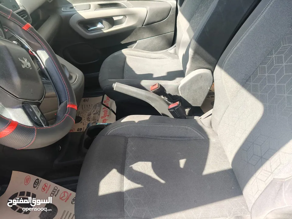 بيجو ريفتر 2020 عداد110 6+1