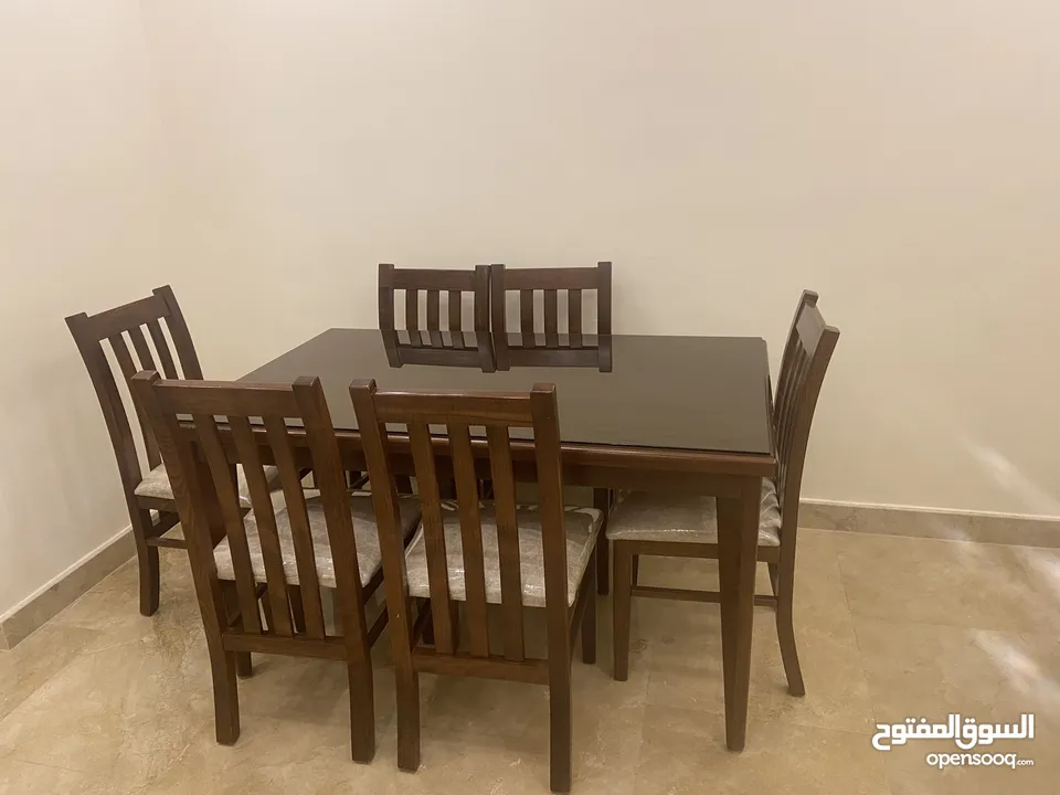 طاولة سفرة طعام
