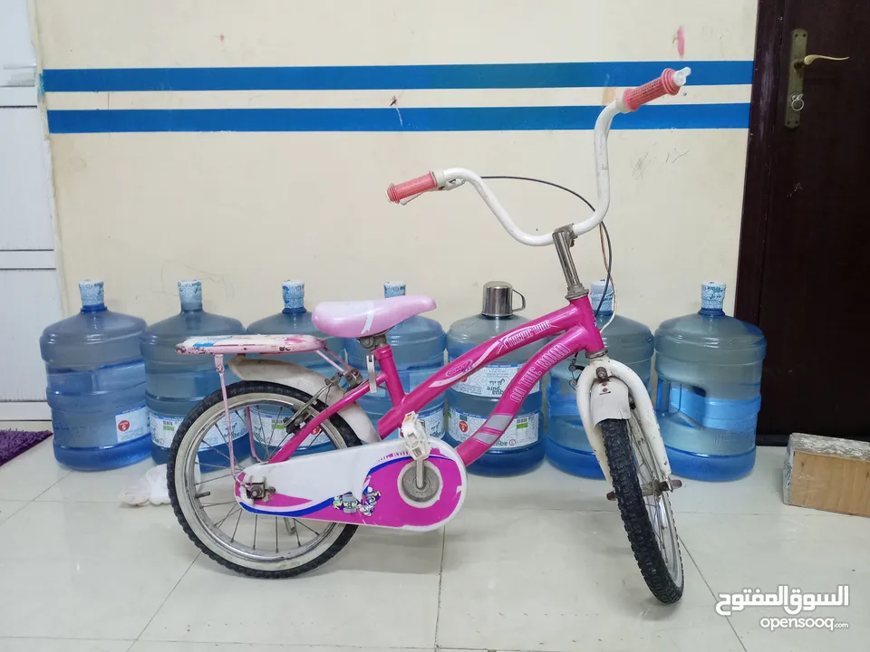 Girls cycle used