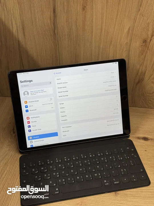 iPad Pro 10.5 inch With Apple Keyboard