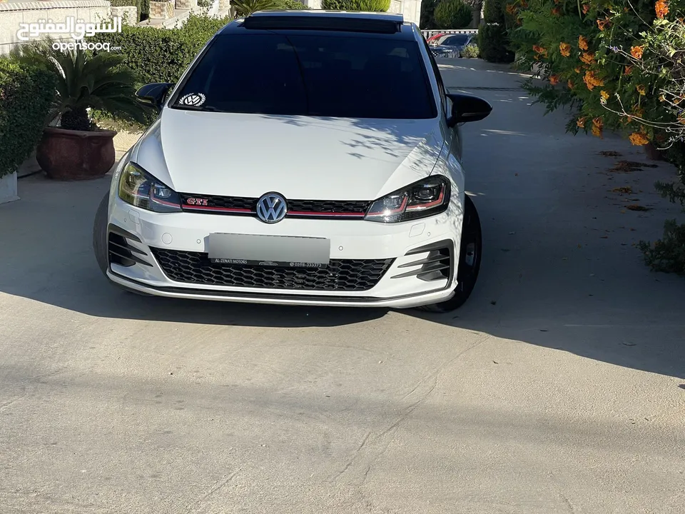 Golf gti 2019 MK7.5 السيارة فل الفل