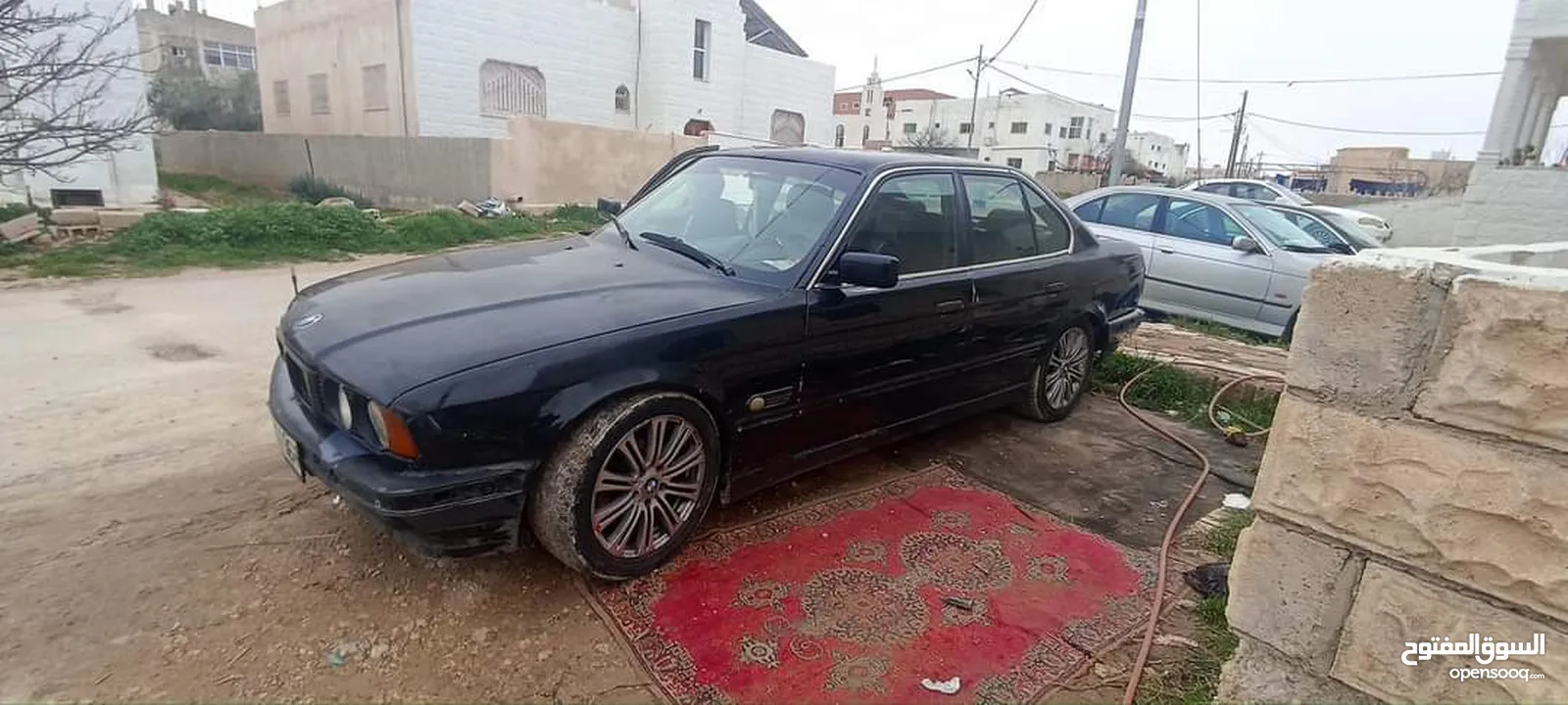 BMW E34 للبدل راس براس ع اي سياره اوتوماتيك مرخصه ونظيفه