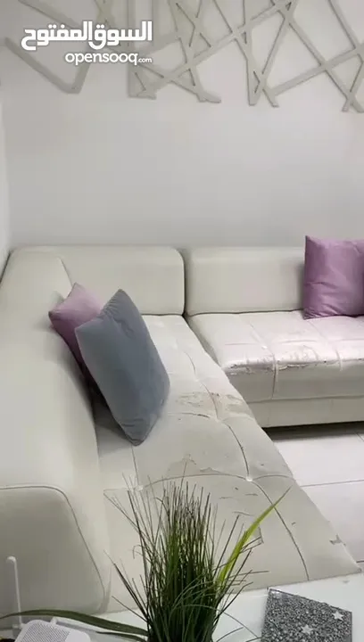 .صالون للعناية بالاظافر و سبا    .                          .Nails Spa &More .