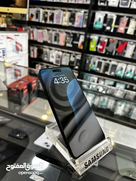 15 Pro Max 256GB بطارية 95% واري امريكي esim (مش مشفر )   متوفر كل الوانه  الاجهزة نضيفة ومكفوله