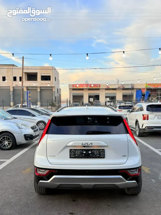 كيا نيرو ترخيص 2022 عداد قليل اصل برايفت