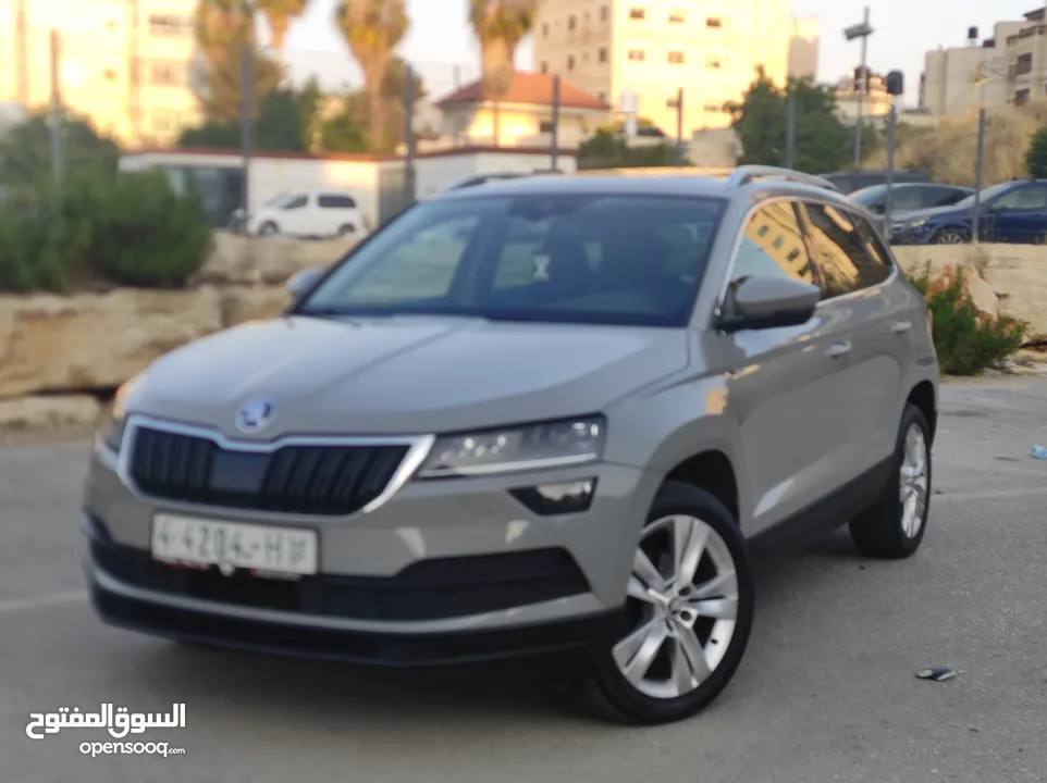 سكودا كاروك فل اضافات للبيع بسعر مغري ع الكاش