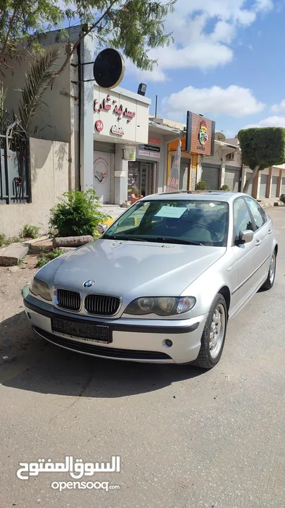 BMW320i بحالة ممتازة للبيع