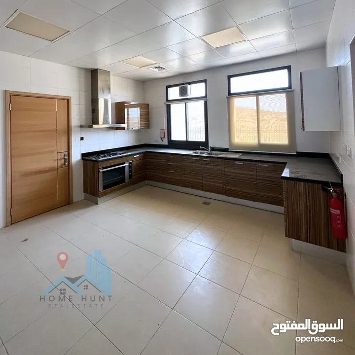 AL QURM  GRANDIOSE 5+1 BR COMMUNITY VILLA FOR RENT