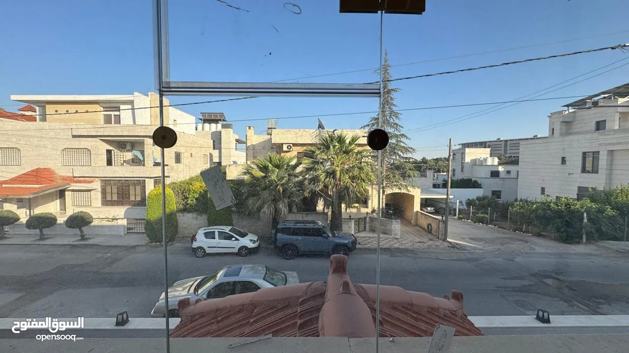 Well-Maintained Villa in Umm Al Summaq / فيلا بحالة ممتازة في أم السماق