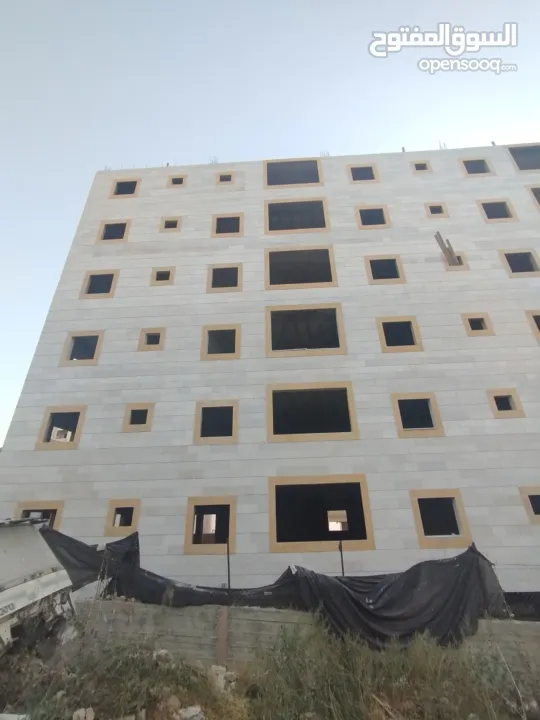 شقه للبيع مساحة 140م بإطلاله  مميزه