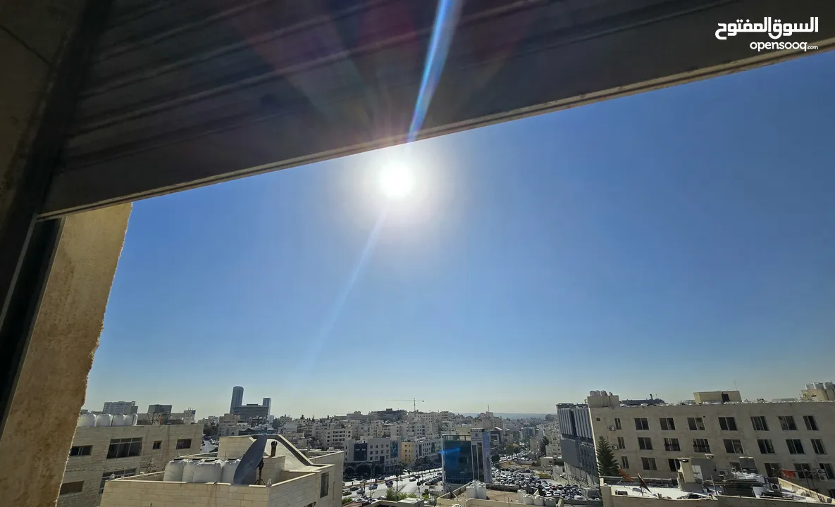 شقه للبيع الرابيه ضاحيه الحسين طابقيه لقطه للبيع المستعجل