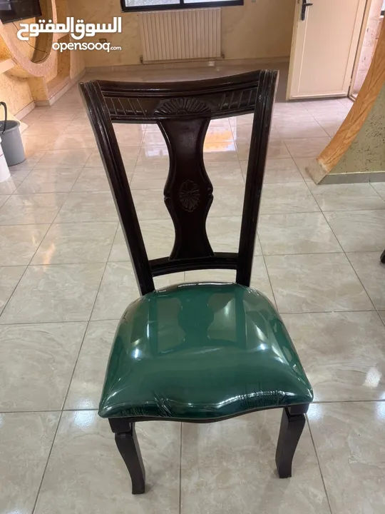 طاولة سفرة + بيرو