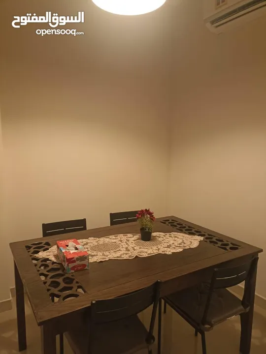 غرفة مفروشة في الأنصب للمشاركة في شقة مع موظفات private furnished room in shared apartment Ansab