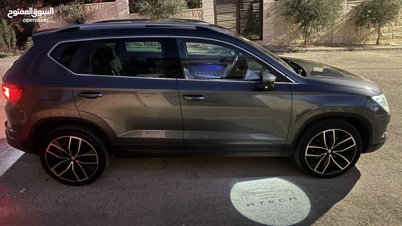 سيات اتيكا اكسيلانس - جير اوتوماتيك ماتور 1500 تيربو بنزين - موديل 2019 - كامل الاضافات