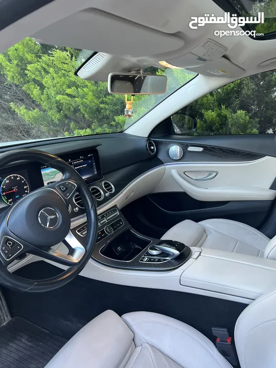 E350e 2018 AMG night package