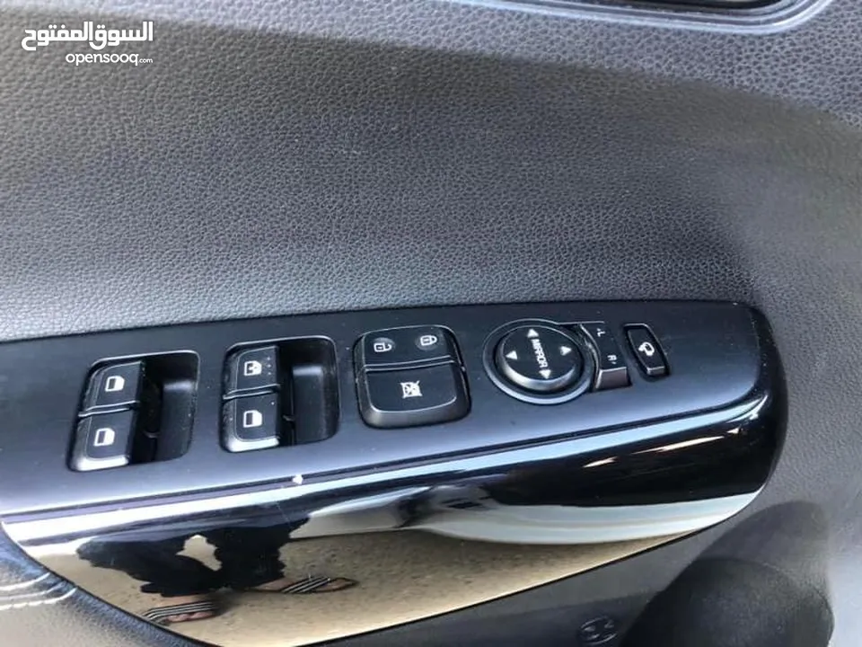 متوفر للبيع هونداي اكسنت 2017 . هوندا سيفيك 2009. كيا بيكانتو 2021