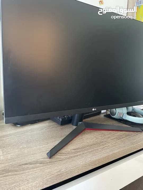 شاشه  LG MONITOR