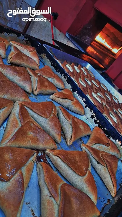 محل معجنات للايجار بكامل معداته في موقع متميز بطبربور