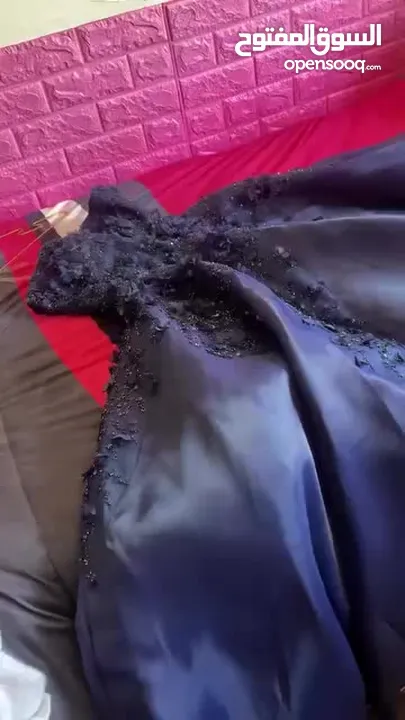 فستان كحلي فخم