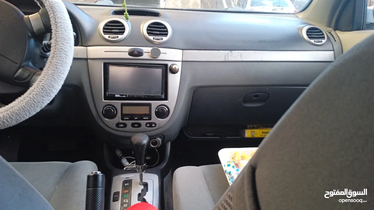 شفروليه فتحة سقف وشاشة تطش