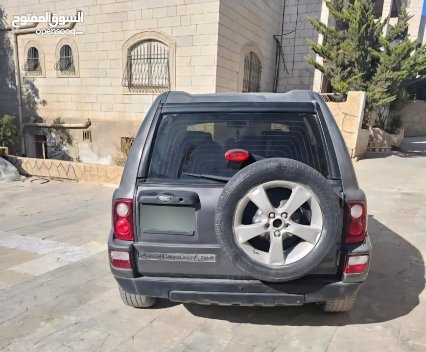 لاند روفر 2005