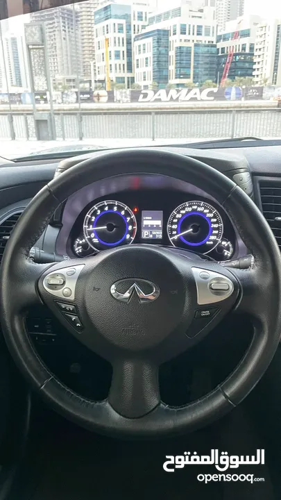 Infinity QX70 v6 3.7l