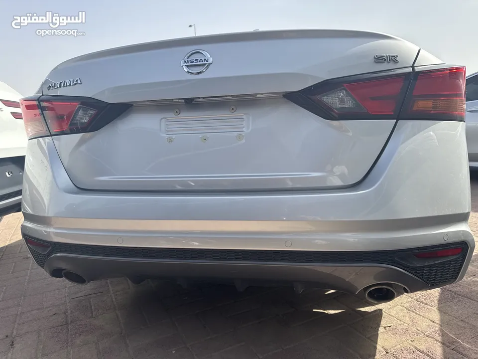 Nissan Altima SR للبيع