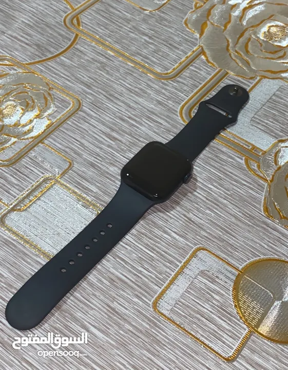ساعة ابل ووتش للبيع apple watch SE2