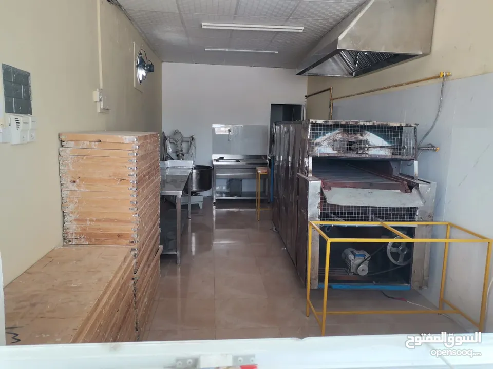 مخبز آلي بكامل معداته للبيع جاهز وشغال..  Fully automated bakery for sale, ready and running